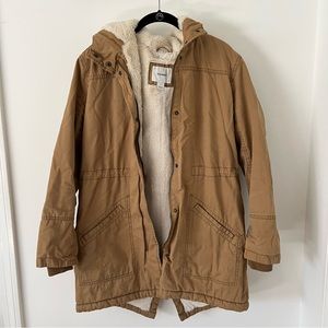 Women’s tan jacket with fur lining